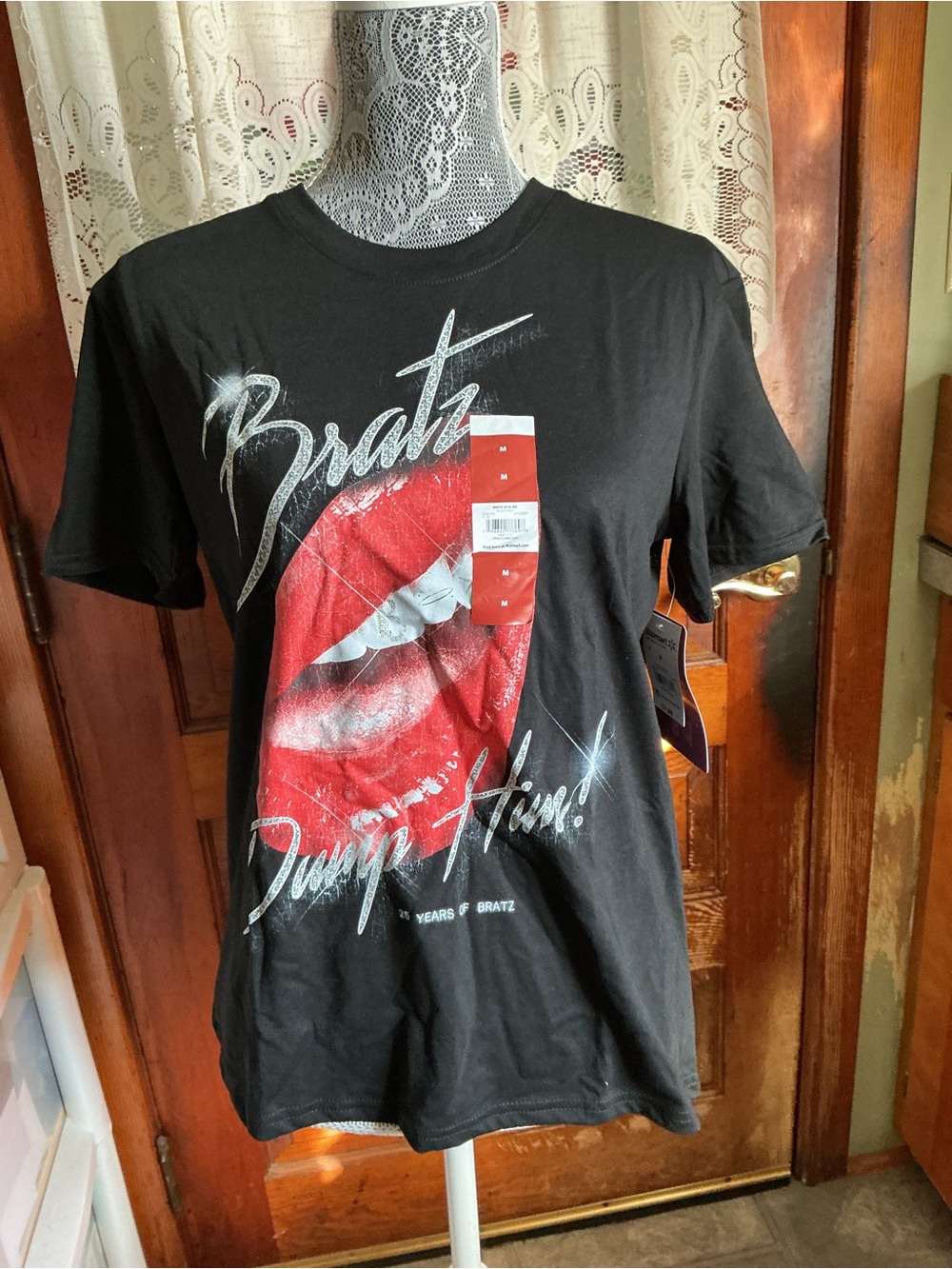 Bratz Graphic Tee - Black with Red Lip Print